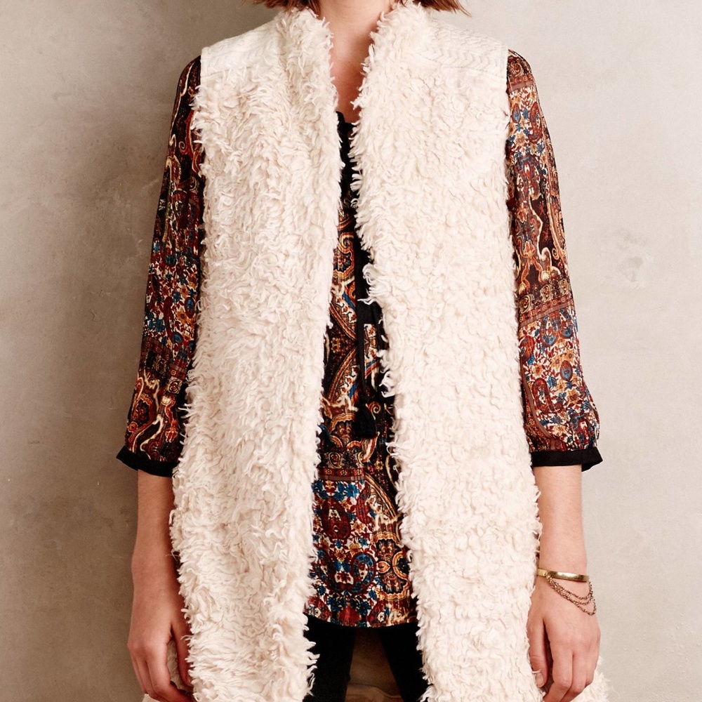 [ANTHROPOLOGIE] Hei Hei Embroidered Shaggy Vest